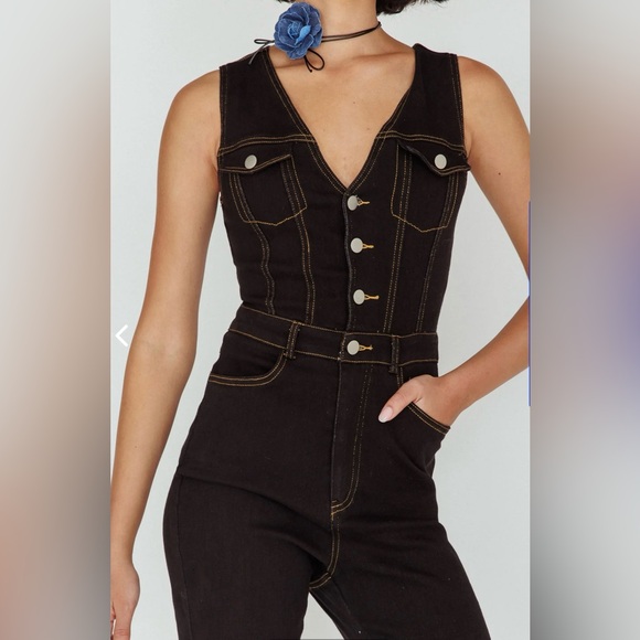 Jumpsuit - Picture 3 of 5